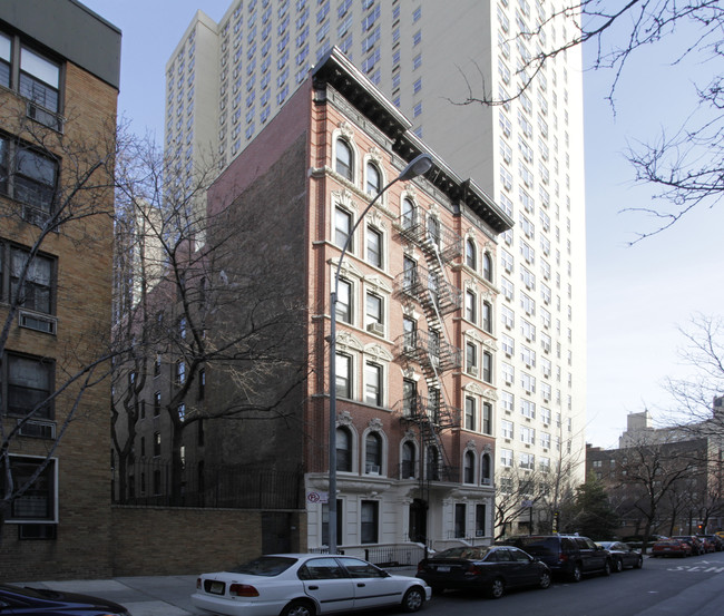 443 E 88th St in New York, NY - Building Photo - Building Photo