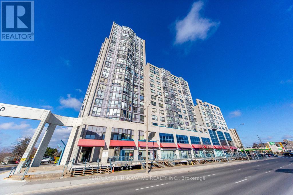 2550 Lawrence Ave E in Toronto, ON - Building Photo