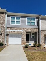 209 Swindon Dr in Mcdonough, GA - Building Photo