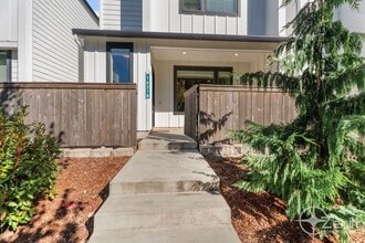 16318 NE 20th St in Vancouver, WA - Building Photo - Building Photo