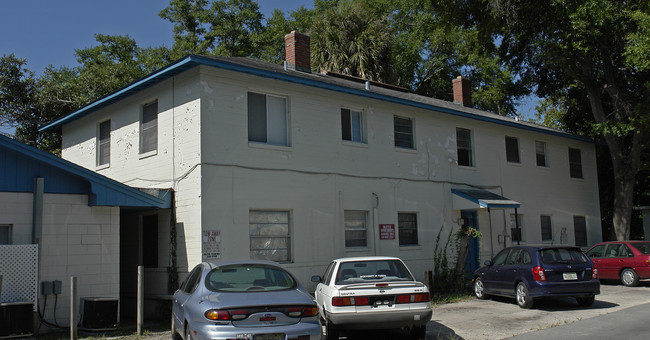 1234 SW 1st Ave in Gainesville, FL - Foto de edificio - Building Photo