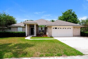 304 Carolina Jasmine Ln in Jacksonville, FL - Building Photo