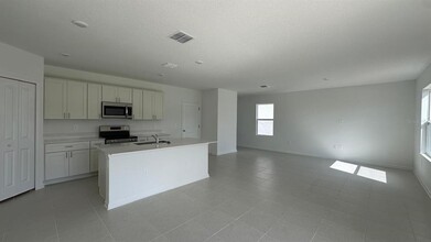 5882 Le Marin Wy in Kissimmee, FL - Building Photo - Building Photo