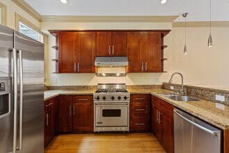 238 Linden St in San Francisco, CA - Building Photo - Building Photo
