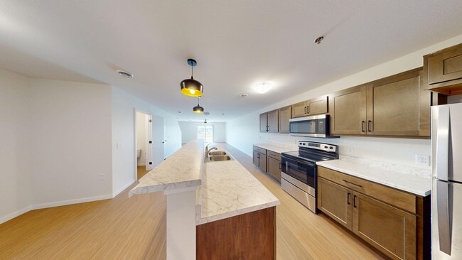 Pinnacle Townhomes in Sioux Falls, SD - Foto de edificio - Building Photo