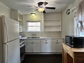 22008 Crest Forest Dr in Crestline, CA - Building Photo