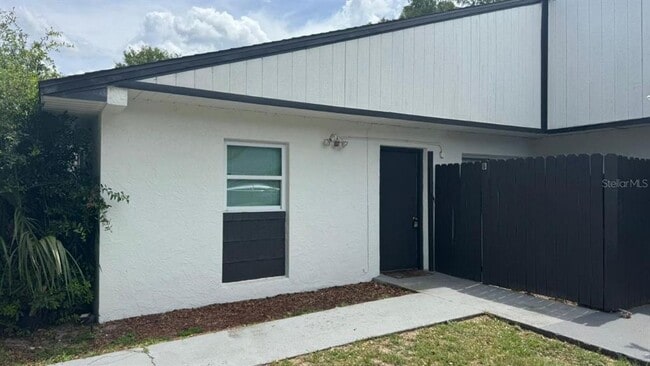 property at 2920 SE 50th Ct