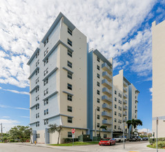 Village Allapattah in Miami, FL - Building Photo - Building Photo