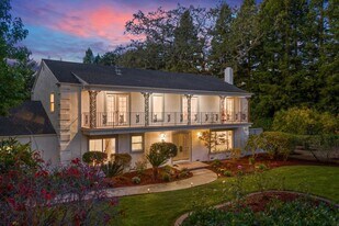 243 Selby Ln in Atherton, CA - Building Photo