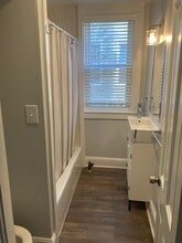 62 N Doughty Ave, Unit 1 in Somerville, NJ - Foto de edificio - Building Photo