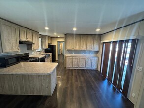 7224 W 12th St in Odessa, TX - Building Photo - Building Photo