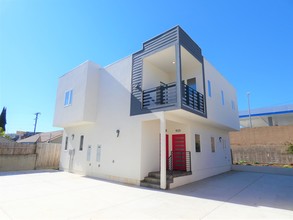 1925 Holly Dr - 2019 Fourplex in A+ Hollywood in Los Angeles, CA - Building Photo - Other