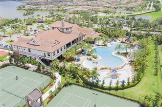 9051 Edgewater Bend-Unit -#9051 in Parkland, FL - Building Photo - Building Photo