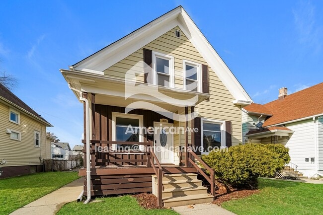 1020 Grove Ave in Racine, WI - Building Photo - Building Photo