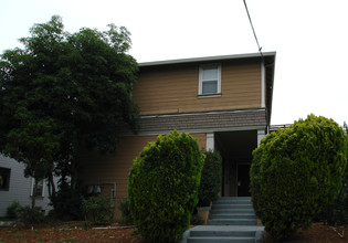 666 S 5th St in San Jose, CA - Foto de edificio - Building Photo