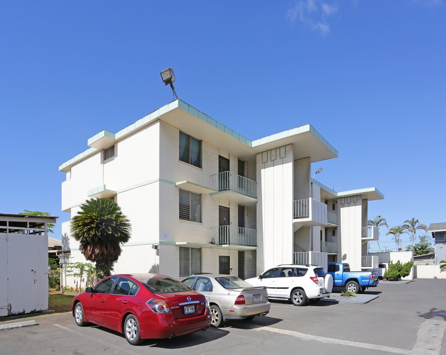 Wailani Gardens Apartments in Waipahu, HI - Building Photo