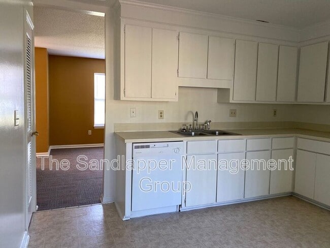4736 Linfield Ln in North Charleston, SC - Building Photo - Building Photo