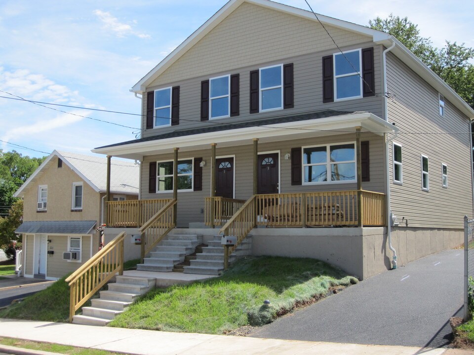 3 Cherry St in Phoenixville, PA - Foto de edificio