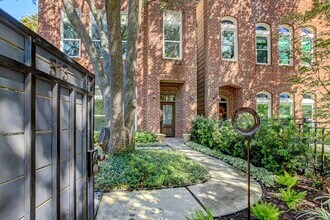 513 E 11th St in Houston, TX - Building Photo - Building Photo