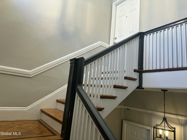 575 Western Ave in Albany, NY - Building Photo - Building Photo