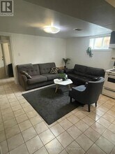 34 Penhurst Ave in Toronto, ON - Building Photo - Building Photo
