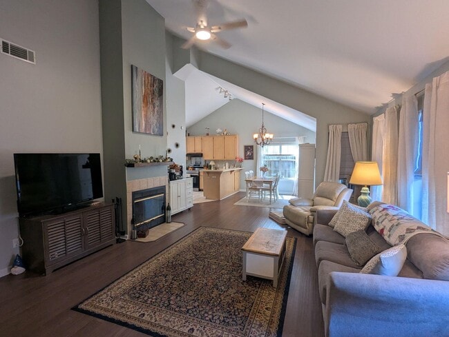 2587 Yarmouth Ln in Tallahassee, FL - Building Photo - Building Photo