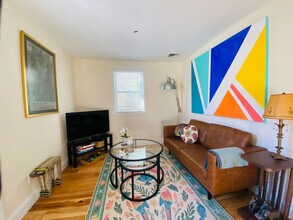 3 Woodland Dr in Greenwich, CT - Building Photo - Building Photo