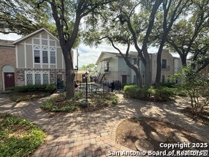 2811 Woodbury Dr in San Antonio, TX - Building Photo - Building Photo