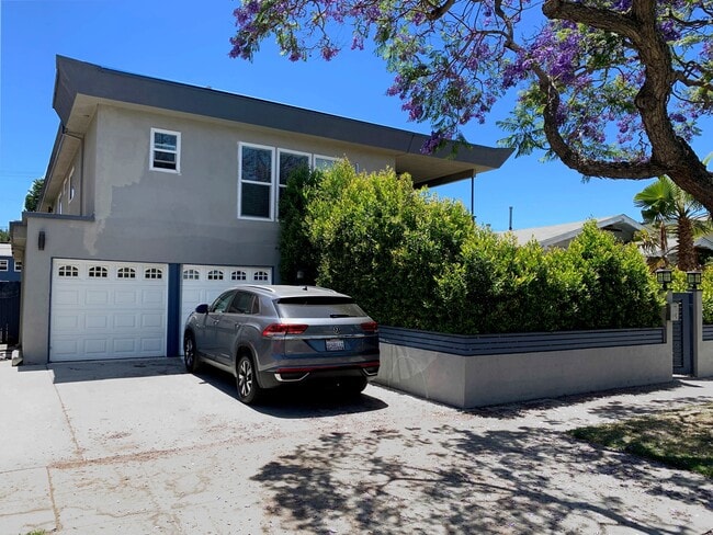 1850 11th St in Santa Monica, CA - Building Photo - Building Photo