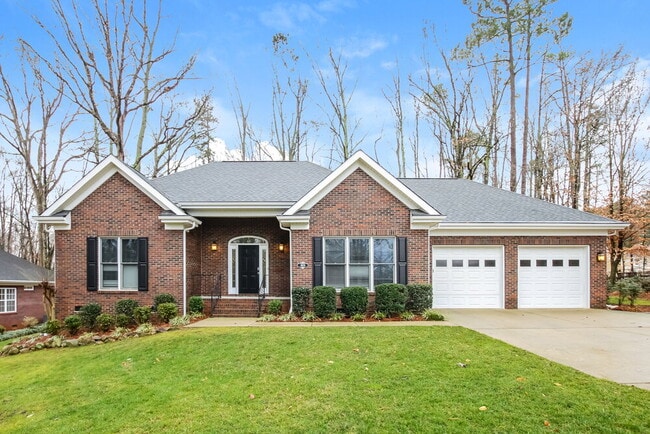 property at 3631 Robin Ln