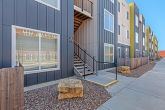 The Flats 324 in Wichita, KS - Foto de edificio - Building Photo