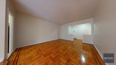 124 E 24th St in New York, NY - Building Photo - Building Photo