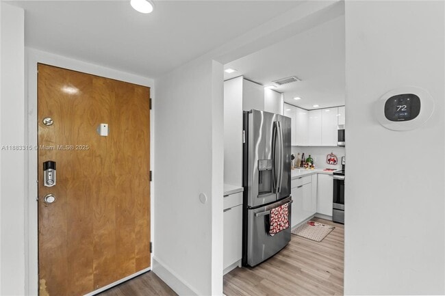 2055 SW 122nd Ave in Miami, FL - Building Photo - Building Photo