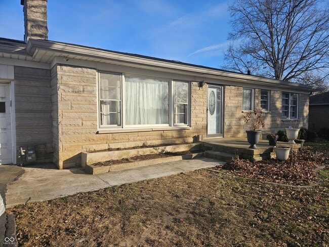 6607 Lockwood Ln in Indianapolis, IN - Building Photo - Building Photo