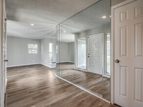 6409 Miles Ln in Oklahoma City, OK - Building Photo - Building Photo