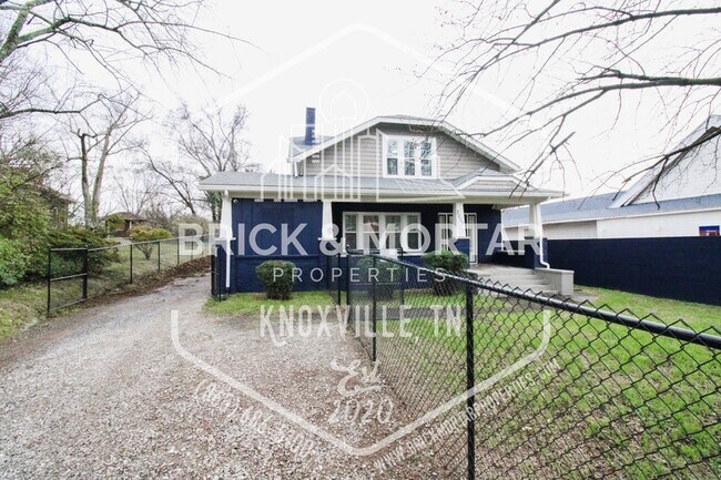 property at 3005 N Broadway