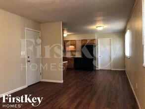 4420 Santa Fe Ct in Indianapolis, IN - Building Photo - Building Photo