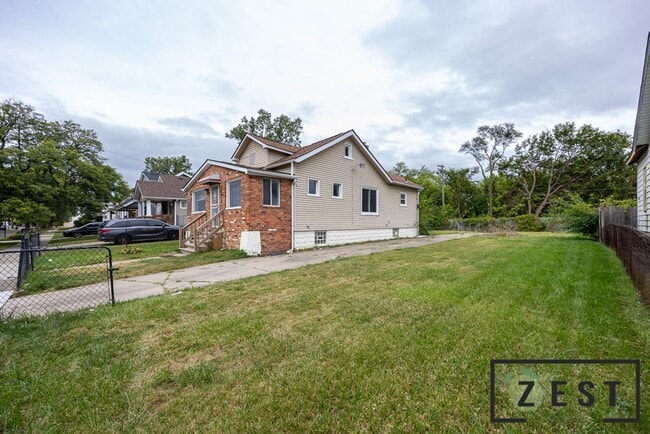 property at 15834 Baylis St