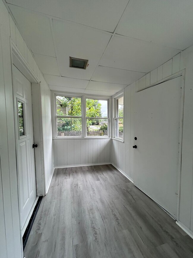 1224 Eclipse Pl in South Bend, IN - Building Photo - Building Photo