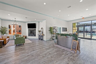 The Alps in Cleburne, TX - Building Photo - Lobby