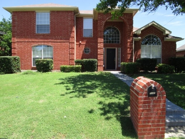 property at 7107 Grey Dawn Ln