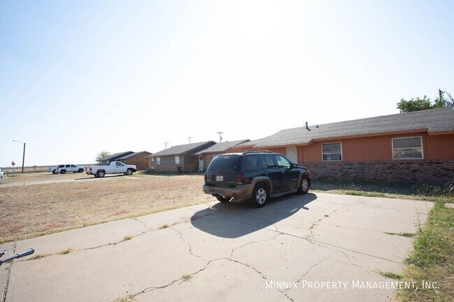 637 S Crosby St in Crosbyton, TX - Building Photo - Building Photo