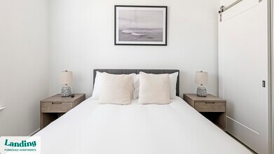 5511 Caprock Smt Dr, Unit 1213 in Bee Cave, TX - Foto de edificio - Building Photo