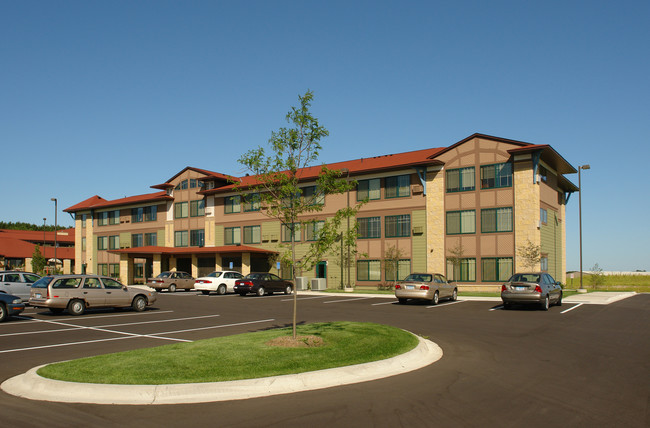 Meadow View Apartments in Wyoming, MN - Building Photo - Building Photo