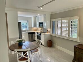 1202 Palm Trl, Unit 1 in Delray Beach, FL - Building Photo - Building Photo