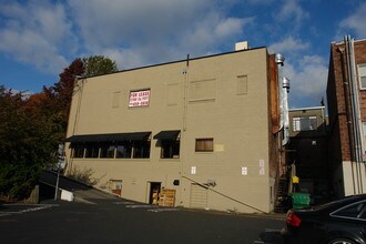 The Williams & Webb Buildings in Kirkland, WA - Building Photo - Building Photo
