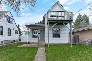 2124 W College Ave in Spokane, WA - Building Photo