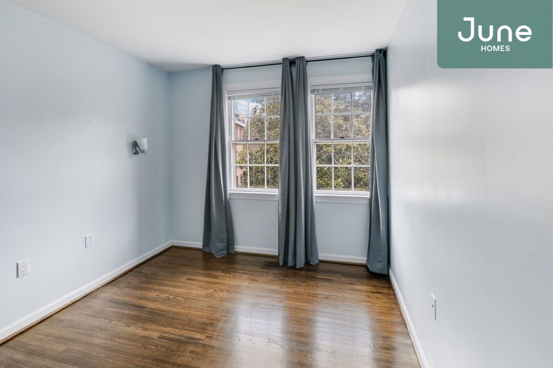 511 G St SW-Unit -G in Washington, DC - Building Photo