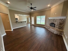 1002 Sunny Mdws in Whitehouse, TX - Building Photo - Building Photo