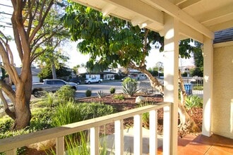 8806 Haskell Ave in Los Angeles, CA - Building Photo - Building Photo